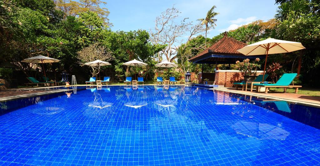 Laghawa Beach Hotel Sanur Esterno foto