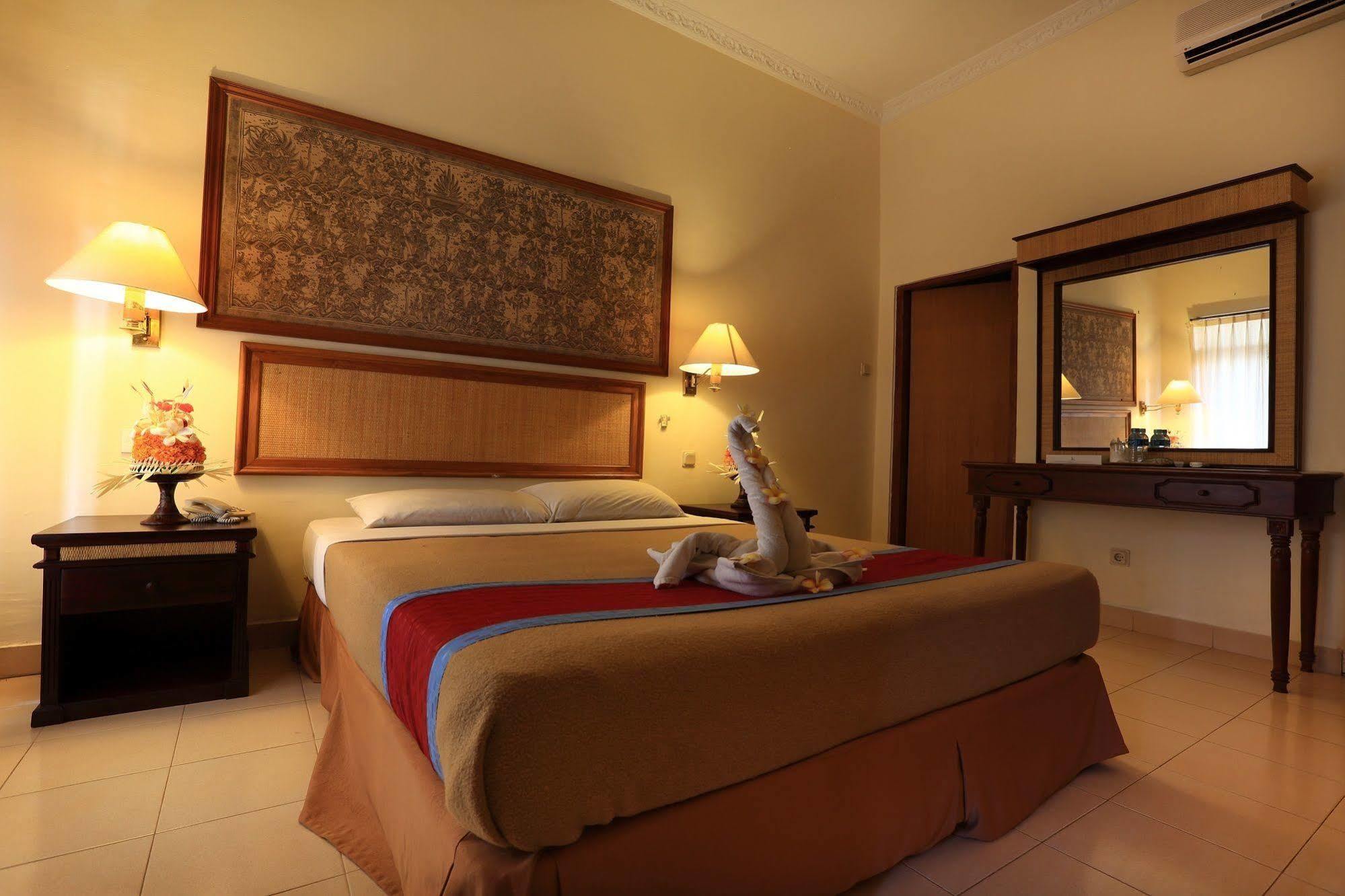 Laghawa Beach Hotel Sanur Esterno foto
