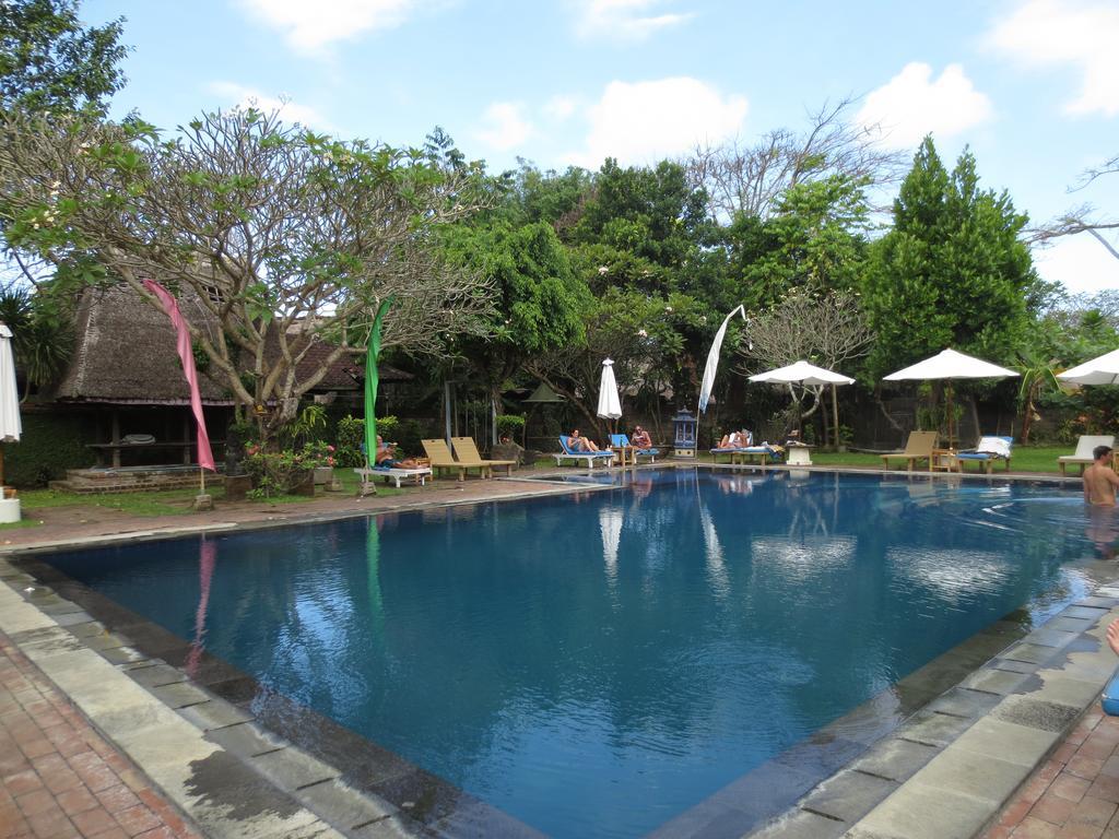 Laghawa Beach Hotel Sanur Esterno foto